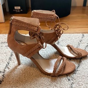 White House black market heels. Size 9